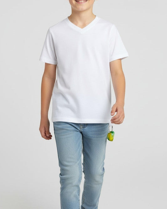 Sensitive Little Souls white adaptive t-shirt with flat seams and a discreet loop holding a green and yellow fidget toy.
